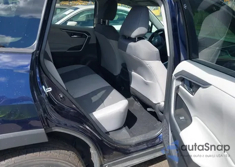 2024 Toyota Rav4 Xle из США, поврежденный, VIN 2T3P1RFV2RW432519